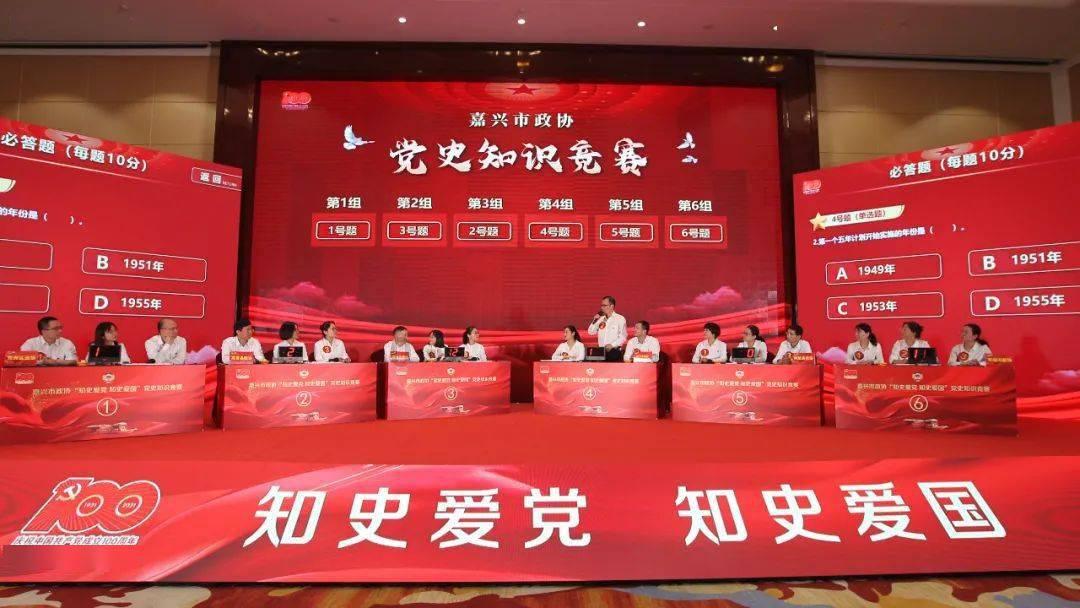 李湘携女儿王诗龄参与杂志大片拍摄